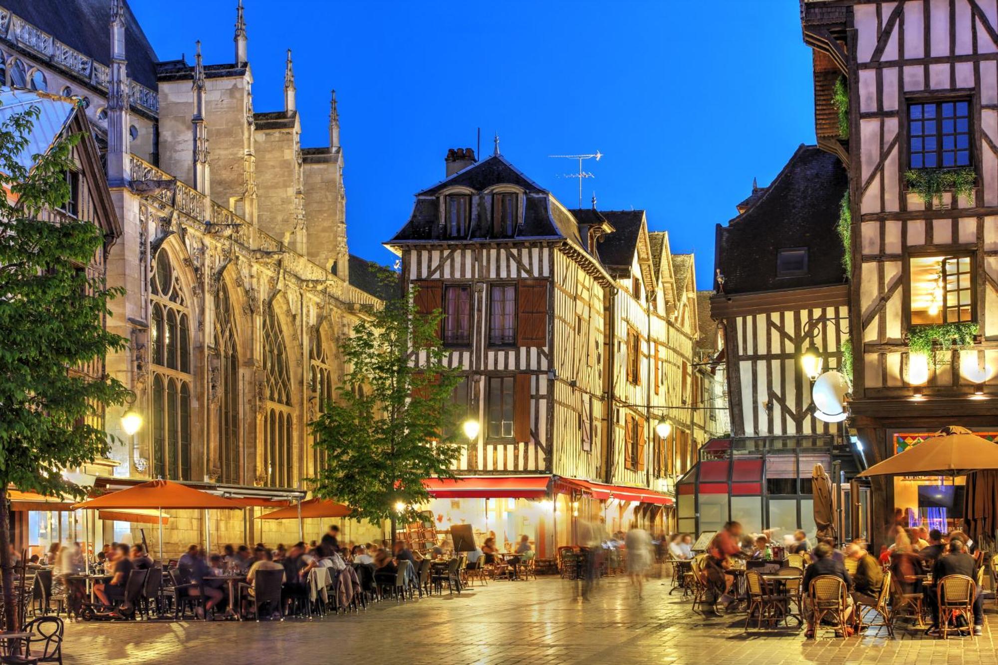 Le Patio'Nnement, Troyes, Centre Apartment ภายนอก รูปภาพ