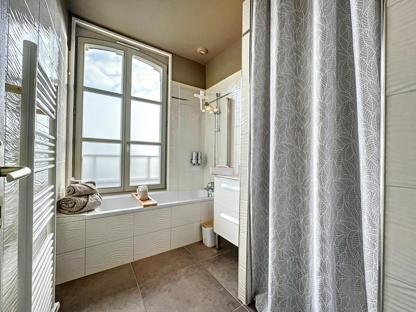 Le Patio'Nnement, Troyes, Centre Apartment ภายนอก รูปภาพ